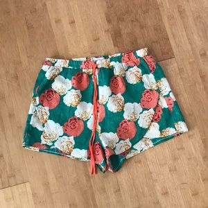 Tobi High-Waisted Floral Shorts
